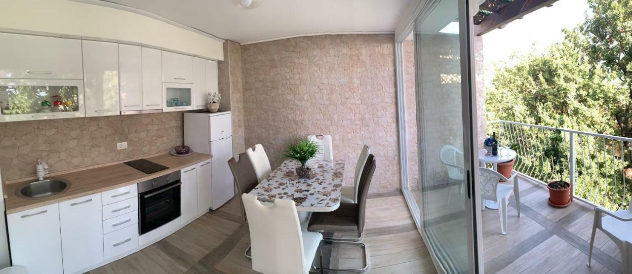 Seahaven Apartment Petrovac Exterior photo